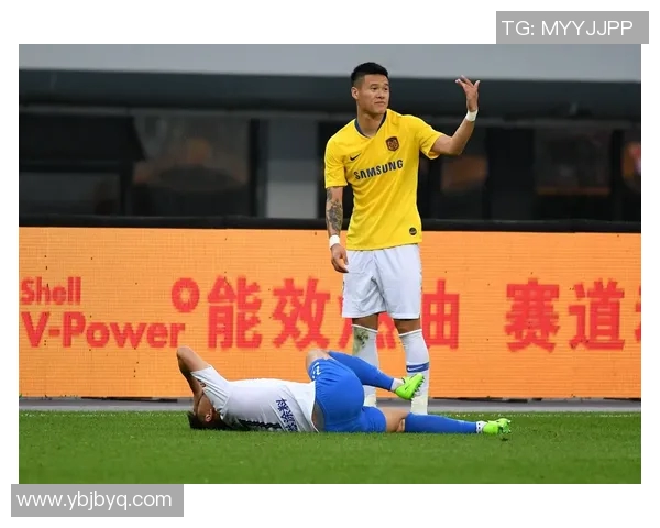 天津泰达迎战江苏苏宁中超联赛精彩对决引发球迷热议 天津泰达迎战江苏苏宁中超联赛精彩对决引发球迷热议