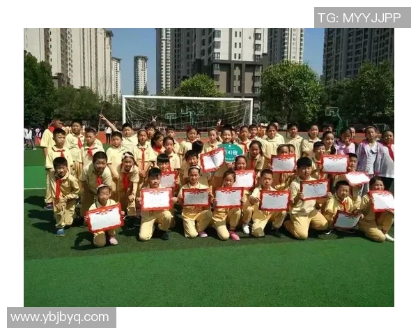 篮球小明星的成长之路与梦想追逐的精彩故事